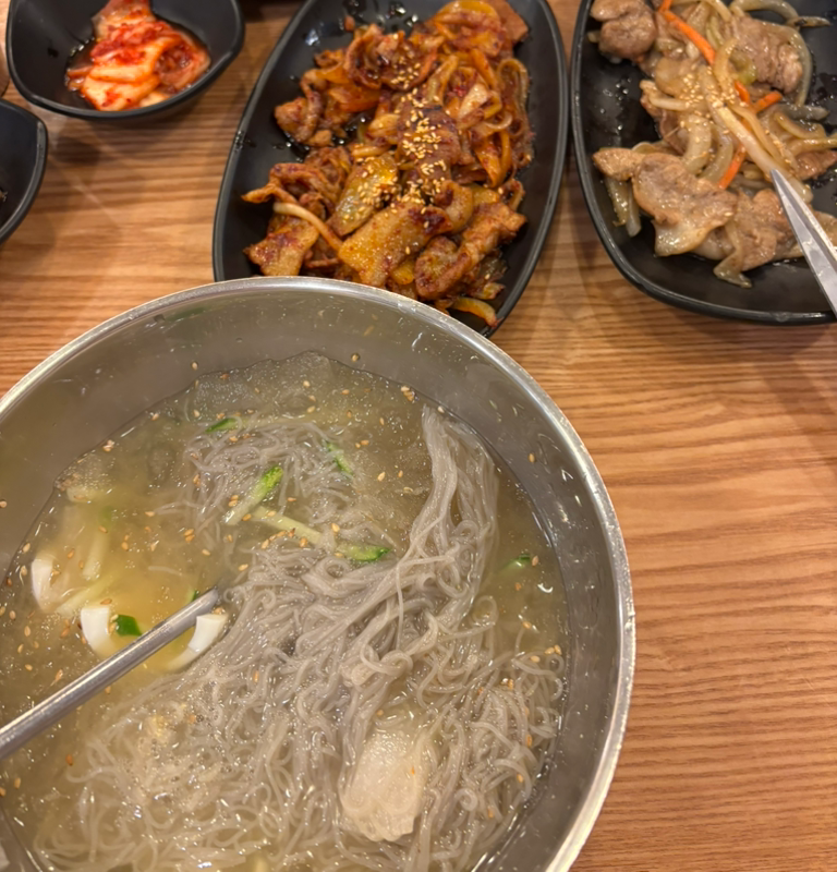 광흥창뚝배기집 대표 사진