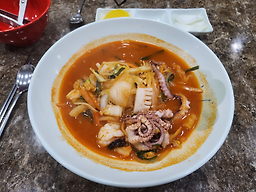 Daegungjjamppong (대궁짬뽕) 2