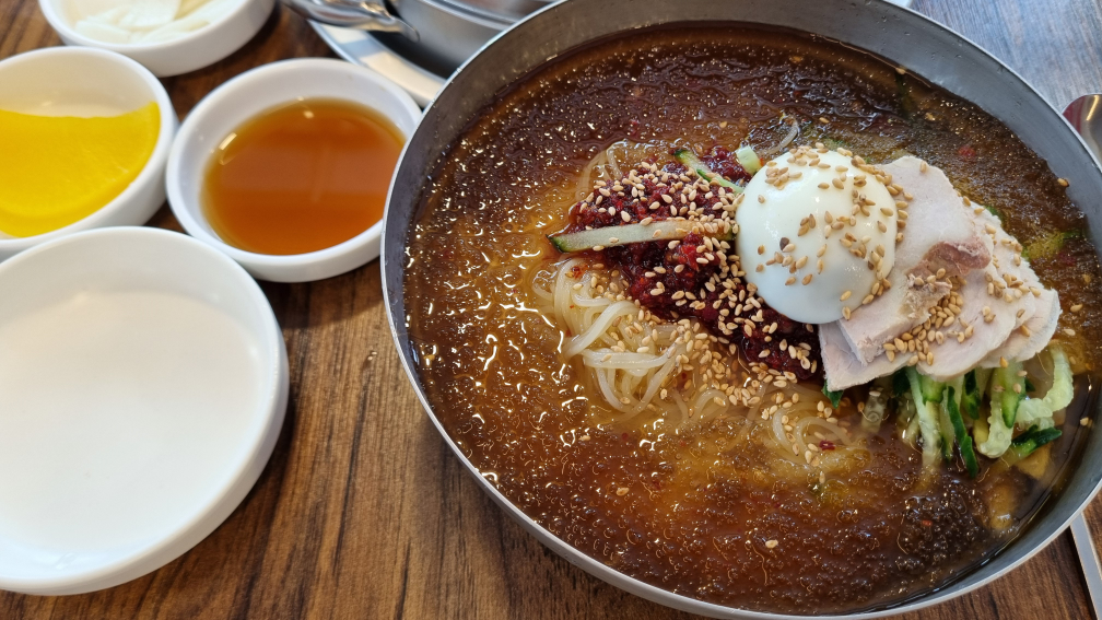 Iganegayamilmyeon (이가네가야밀면) 3