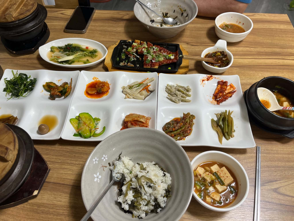 Daegahanjeongsik (대가한정식) 1