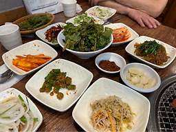 Tteuleseohwarogui (뜰에서화로구이) 2