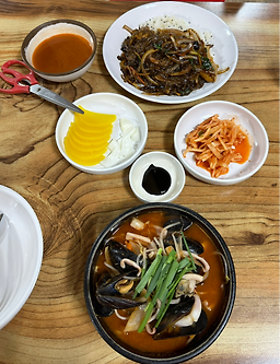 홍굴이해물짬뽕 1