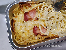 Dominopijagodaejeom (도미노피자고대점) 1