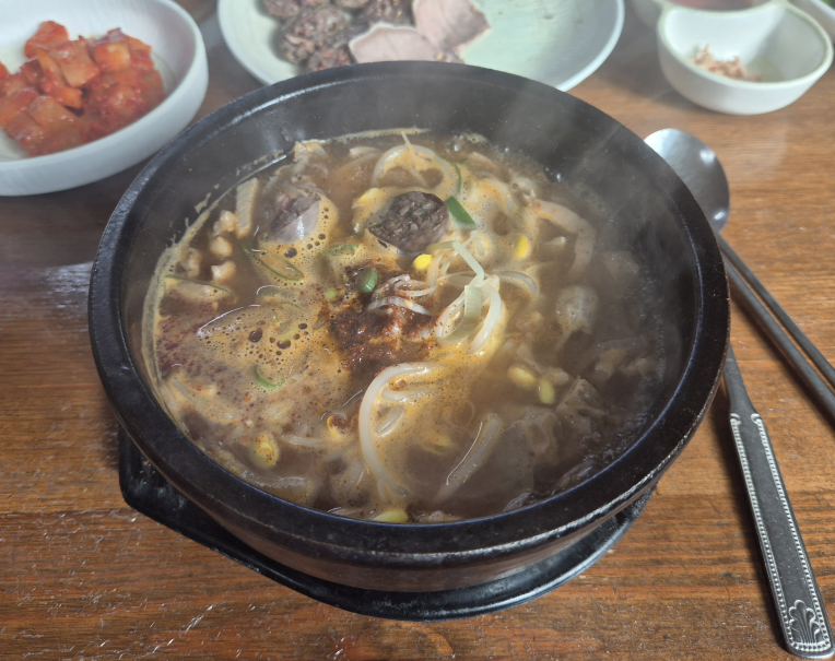 Jangsusundaeguk (장수순대국) 2