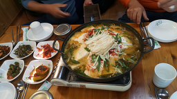 Gimsunryehalmaesondubu (김순례할매손두부) 1