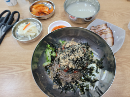 원삼메밀집 6