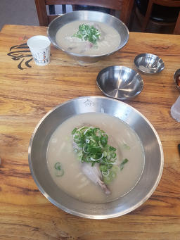 Eonyangdakkalguksu (언양닭칼국수) 2