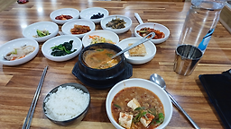 Buttumakdubumaeul (부뚜막두부마을) 1