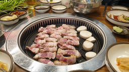 돼지만왕소금구이 2
