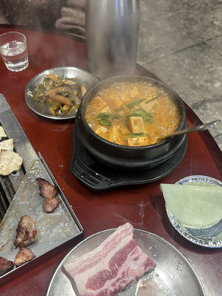 뭉텅 연남점 대표 사진