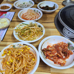 Jeonjinsikdang (전진식당) 2
