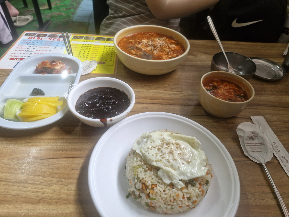 짬뽕반점 사진