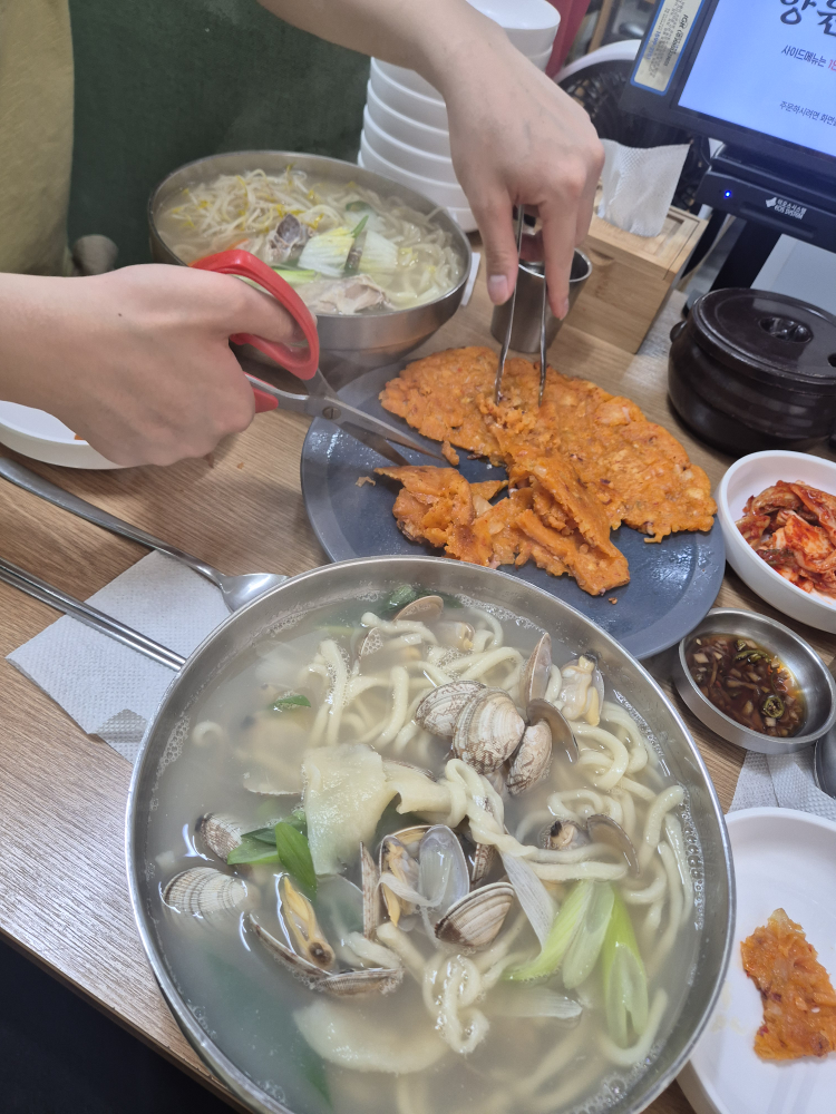 향원칼국수 4