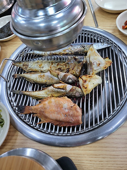 갯배가을동화생선구이 11