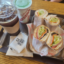 퀴즈노스 마곡나루역점 사진 2