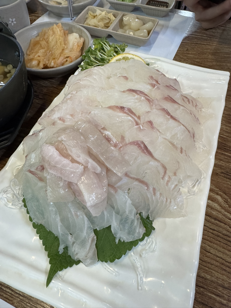 천수 횟집 사진 2