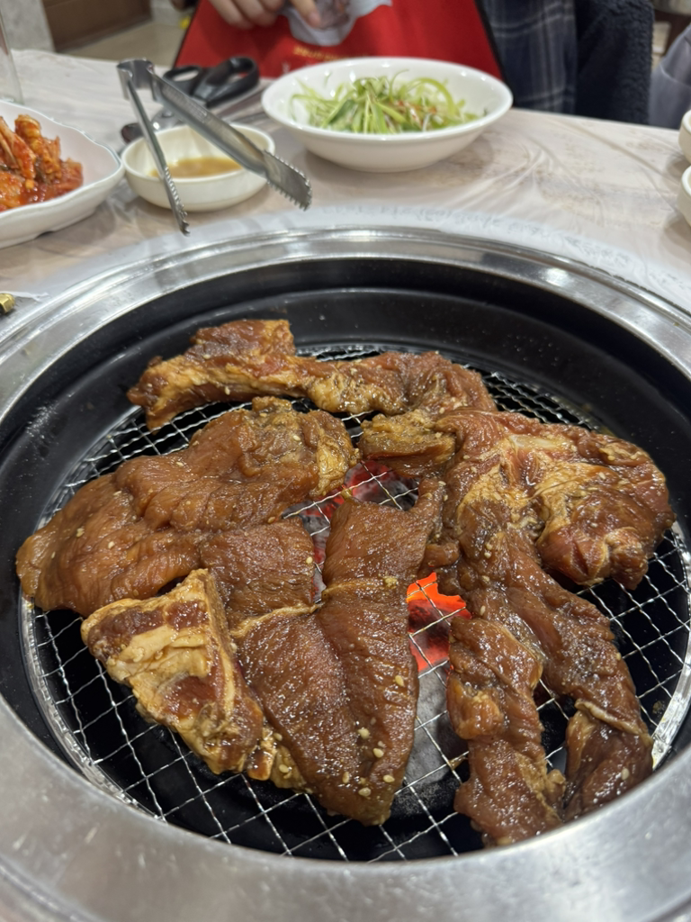 왕릉식당 2