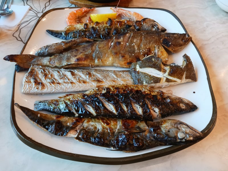 Eobunarasaengseongui (어부나라생선구이) 3