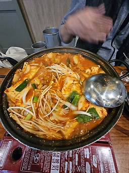 Maetdolroman yangjaejeom (맷돌로만 양재점) 2