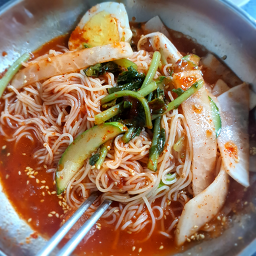 홍두깨손칼국수 3