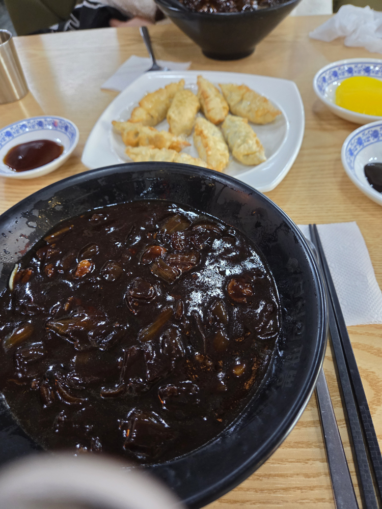 Jeonseoluijjamppong (전설의짬뽕) 1
