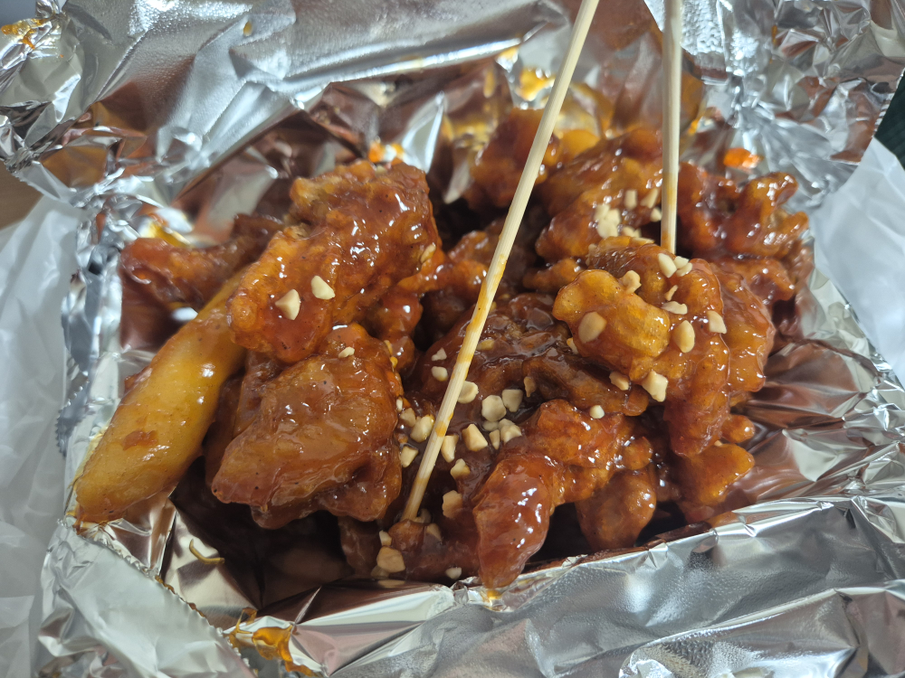 큰집닭강정 만리동시장점