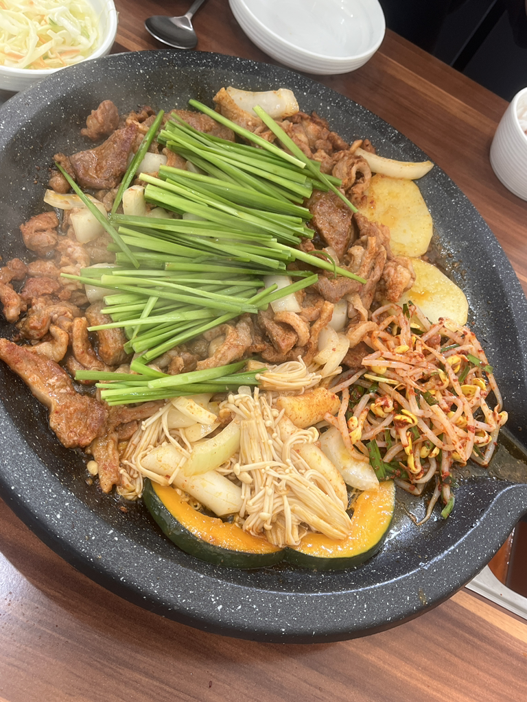 Ondalorinongwon (온달오리농원) 1
