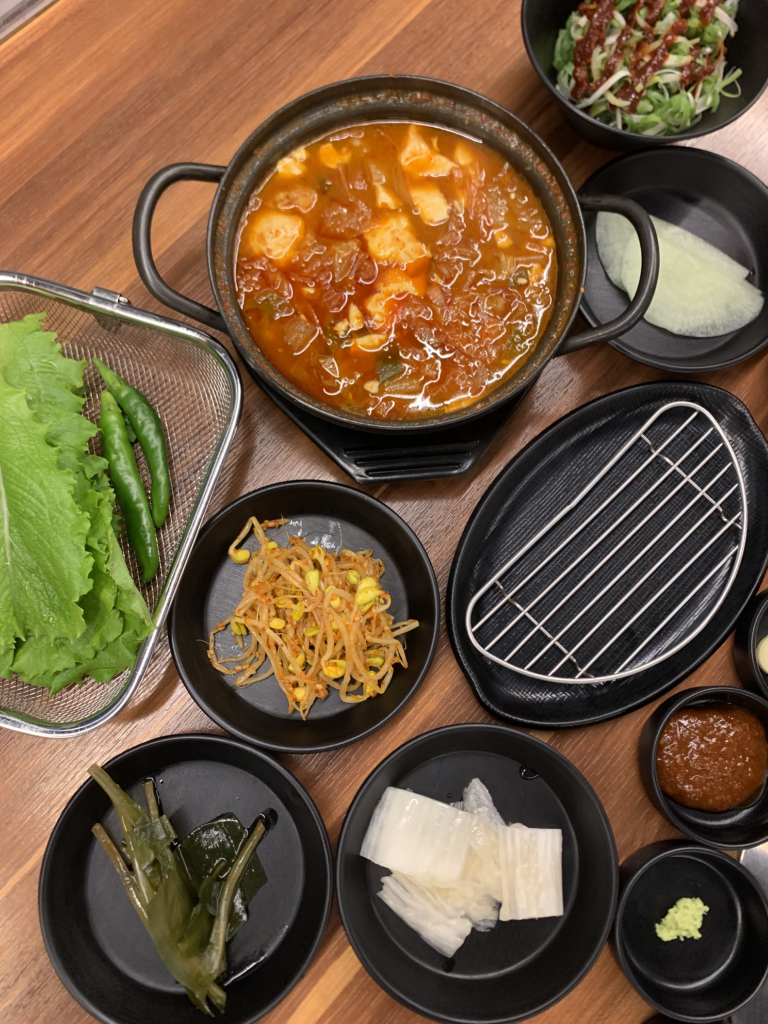육식남 대표 사진