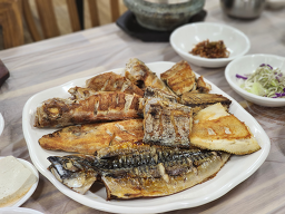 Imonesaengseongui (이모네생선구이) 3