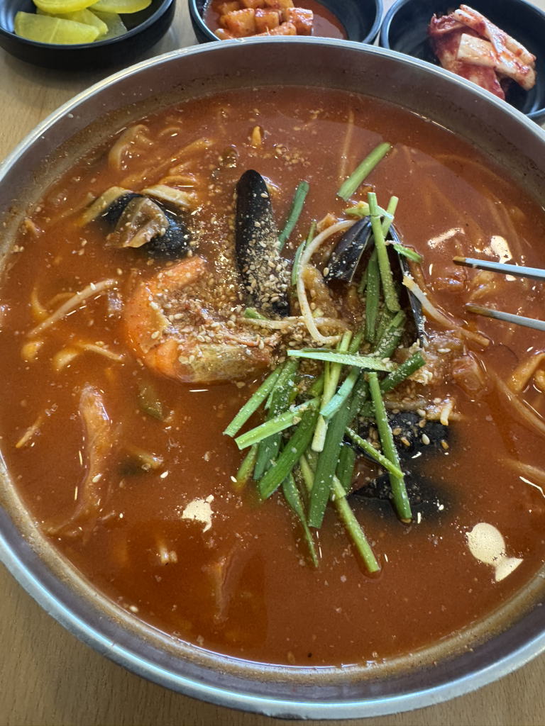Gangganesonmandu dongmyeongdaejeom (강가네손만두 동명대점) 2