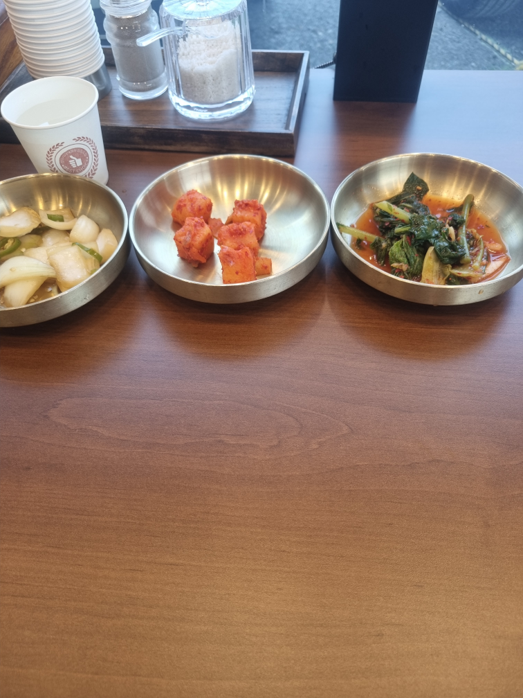 Yukjeongukbap (육전국밥) 1