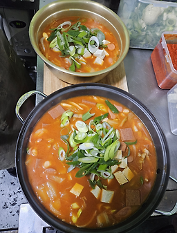 시청로김치찌개 5