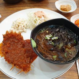 Syepeuui donkkaseu (셰프의 돈까스) 2