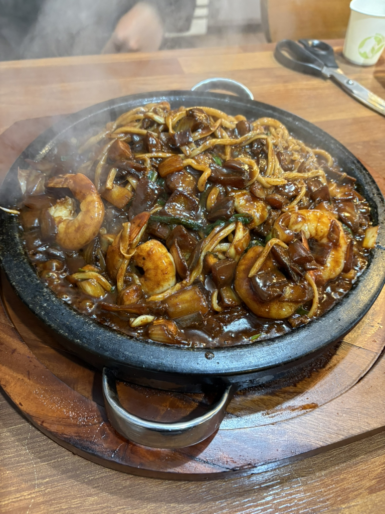 Joseonsonjjajang (조선손짜장) 3