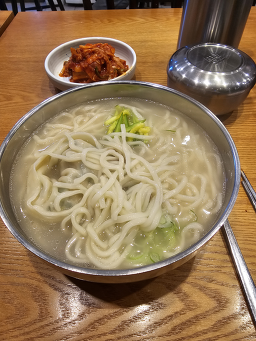Myeongdongkalguksu (명동칼국수) 1