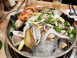 Neungiya (능이야) 2