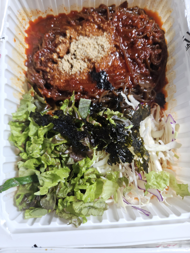 Gwihanjokbal (귀한족발) 3