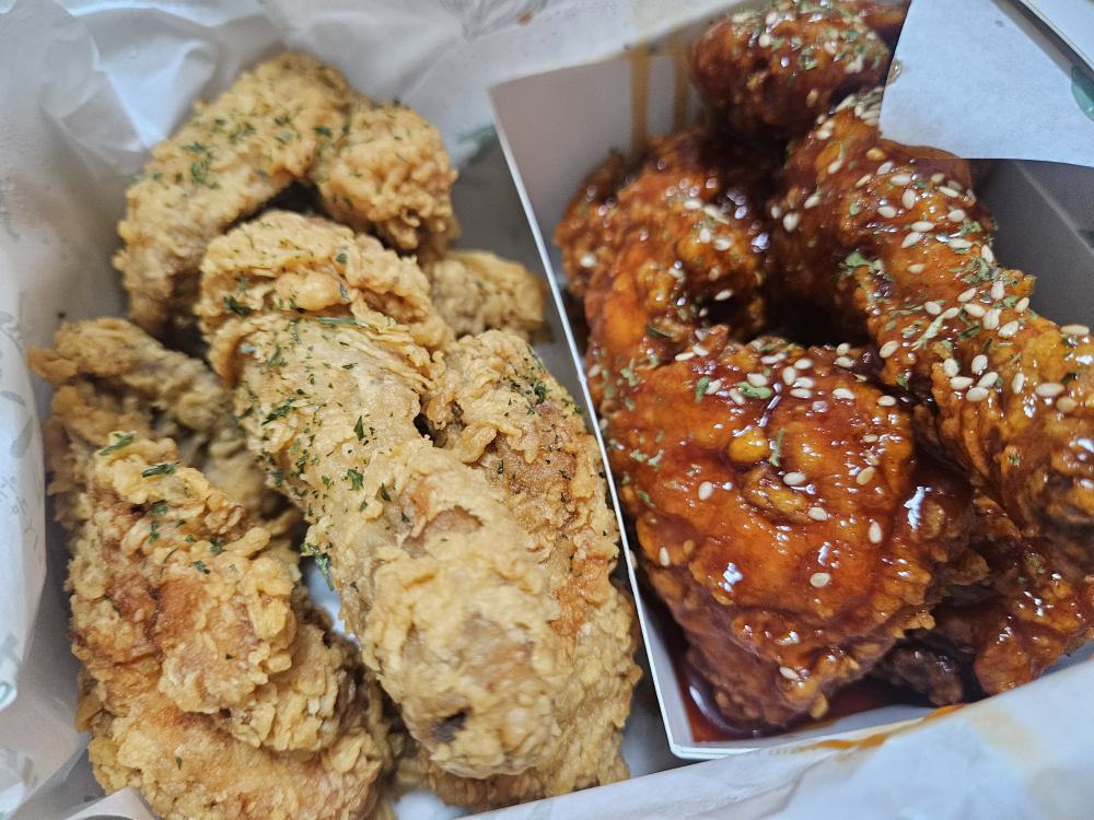 Hochikin bulgwangyeokjeom (호치킨 불광역점) 2