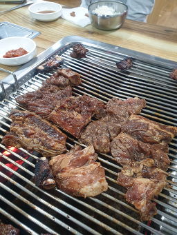 Bogyeongchonsutbulgalbi (보경촌숯불갈비) 2