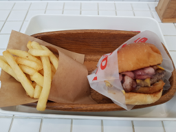 힘난다버거 코엑스점 사진 4