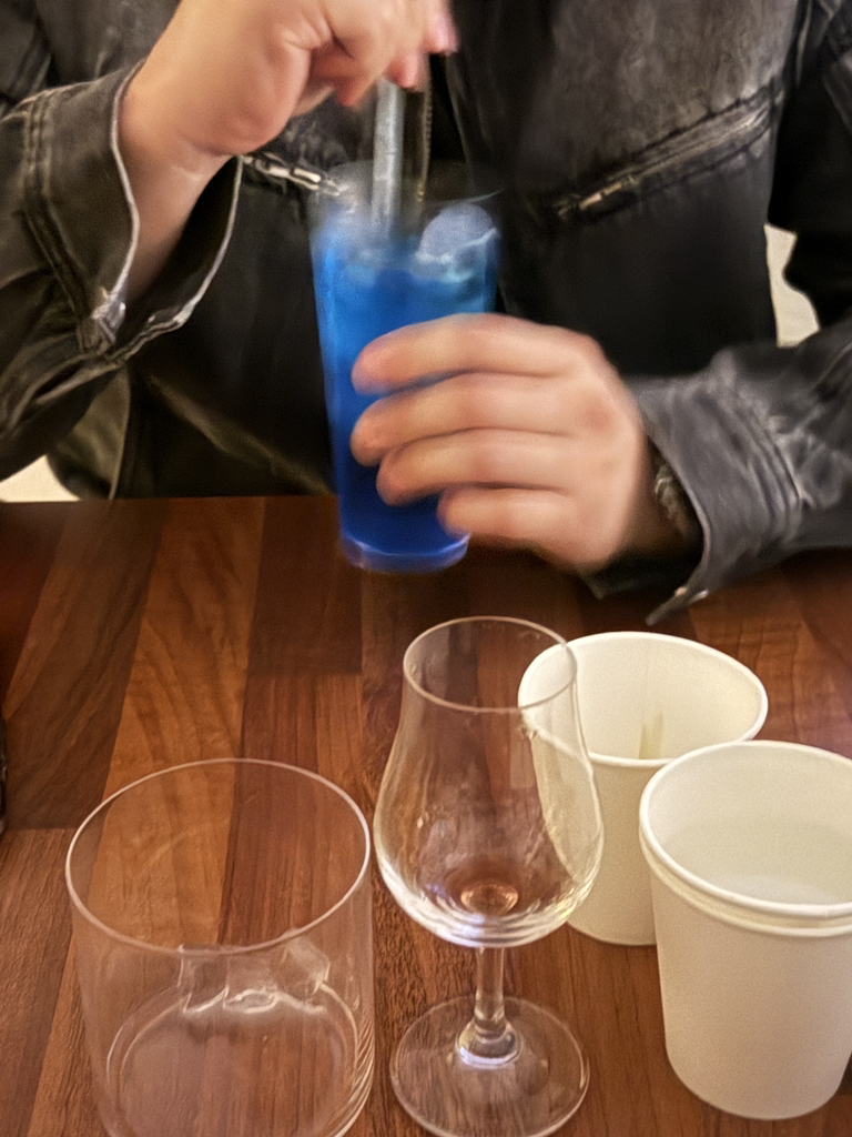 동굴 대표 사진