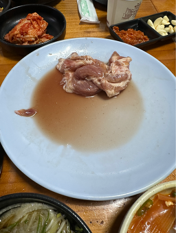 Godaesansutbulgalbi (고대산숯불갈비) 2