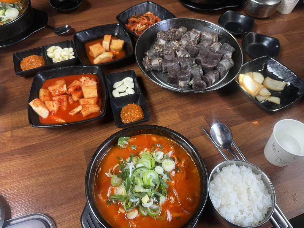 동교리순대국 3