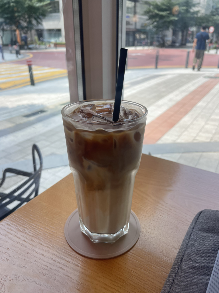 커피앤스쿱 2