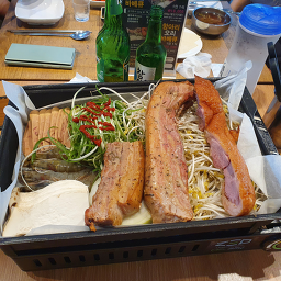 Sangolhangaribabekyu (산골항아리바베큐) 1