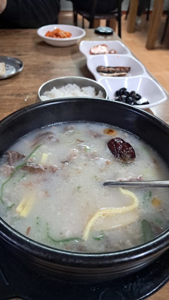 Jungangsikdang 4