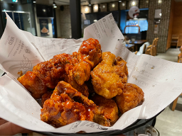 교촌치킨 동판교점 사진 3