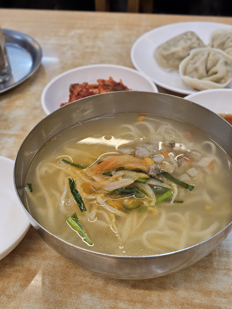 Myeongdongkalguksu (명동칼국수) 1