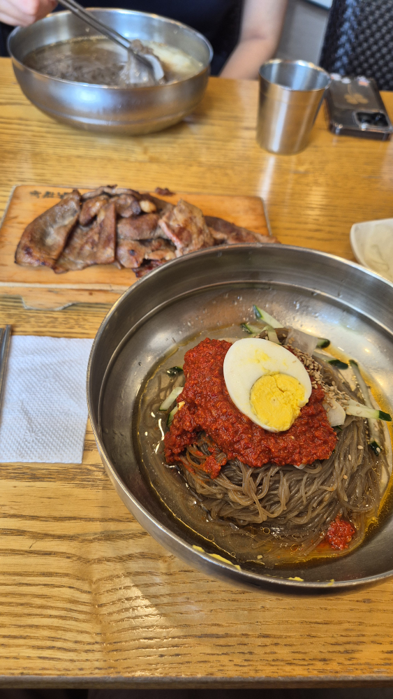 육쌈냉면 1