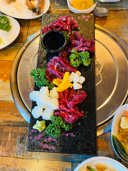 Hanusikyuksikdang (한우식육식당) 2
